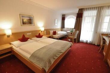 Heart Hotel Himmelberg
