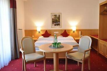 Heart Hotel Himmelberg