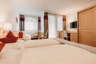 Heart Hotel Himmelberg