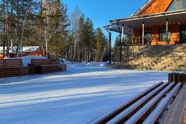 هتل Forest Camp