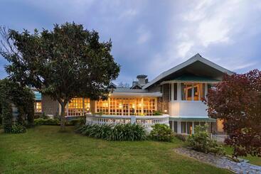 هتل Brij Anayra Dharamshala   A Himalayan Luxury Retreat