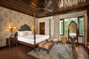 هتل Brij Anayra Dharamshala   A Himalayan Luxury Retreat