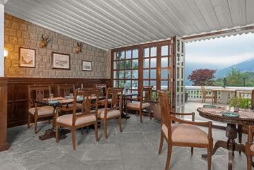 هتل Brij Anayra Dharamshala   A Himalayan Luxury Retreat