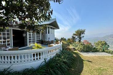 هتل Brij Anayra Dharamshala   A Himalayan Luxury Retreat