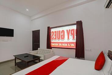 هتل Oyo Flagship 81426 Happy Guest House
