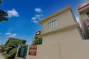 هتل Oyo Flagship Prachi Guest House