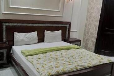 هتل Versa Appartments Lodges Gulberg3
