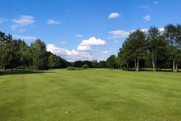 پانسیون Golf Resort Lázně Bohdaneč