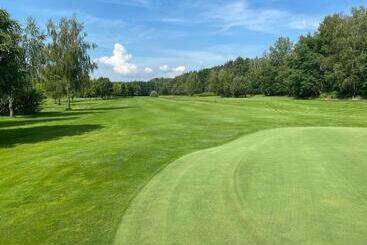پانسیون Golf Resort Lázně Bohdaneč