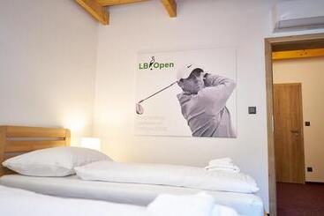 پانسیون Golf Resort Lázně Bohdaneč