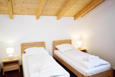 پانسیون Golf Resort Lázně Bohdaneč