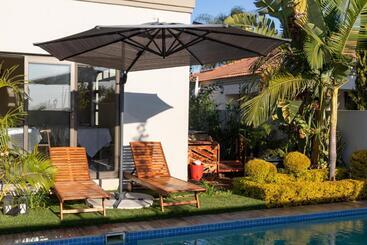 پانسیون Milele Lodge