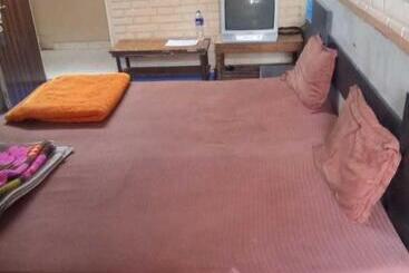 Spot On Hotel Ellora