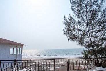 Dallas Beach Resorts