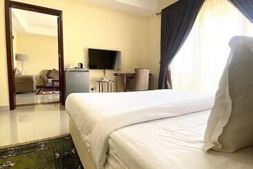 Golden Alpine Hotel And Resort