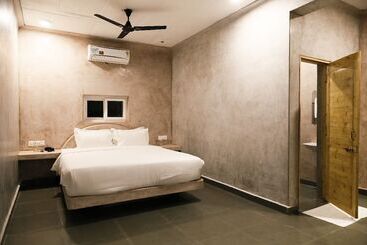 هتل Abolim Resort