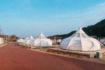 هتل Glamping & Port