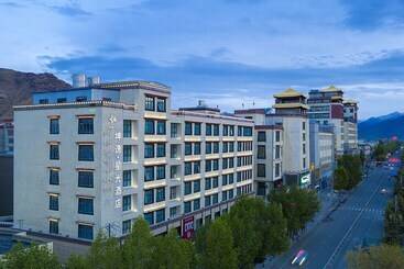 هتل Kunyixingguangjiudian