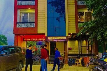Fabhotel Shaurya Inn