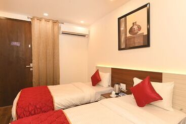 Hotel The Altruist Business Stays, Dlf Phase 3