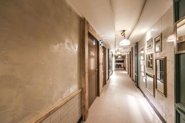 مُتل Daegu Gallery