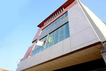 Oyo Flagship 29679 Hotel Umang Gg