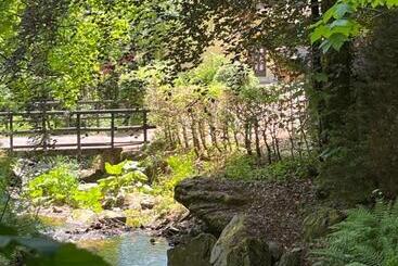 פנסיון Rivendell I3