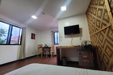 هاستل Gaja Go Dive & Inn