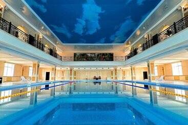 Bayangol Hotel & Resort