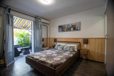 1a   Chambres Et Appartements Au Calme   Centre St Denis   Barachois