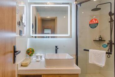 هتل Greentree Inn Hefei Sanlian College Anda Qingyuan Campus Subway Station
