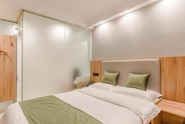 هتل Greentree Inn Hefei Sanlian College Anda Qingyuan Campus Subway Station