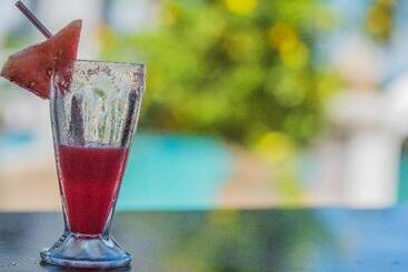 هتل Madinat Al Bahr Business & Spa