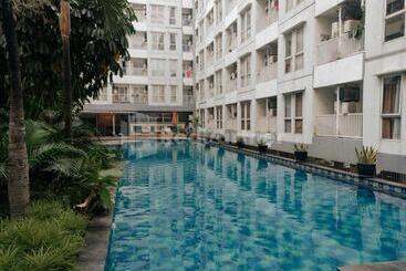 هتل Redliving Apartemen Skylounge Tamansari Vanez Room