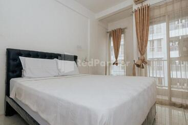 هتل Redliving Apartemen Skylounge Tamansari Vanez Room