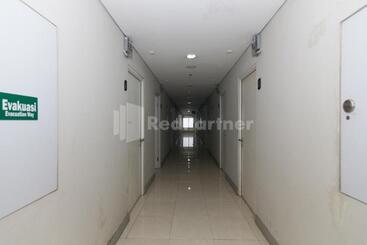 هتل Redliving Apartemen Skylounge Tamansari Vanez Room