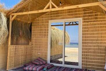 هتل Shanty Camp