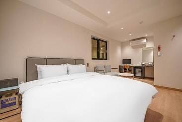 مُتل Daegu Dongdaegu Station Hotel Cherish