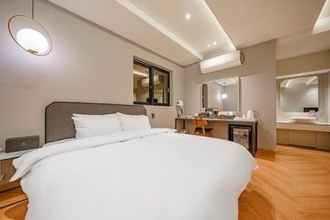 مُتل Daegu Dongdaegu Station Hotel Cherish