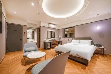 Мотель Daegu Dongdaegu Station Hotel Cherish