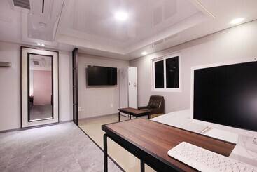 مُتل Daegu Pyeongri Dong Hotel Cian
