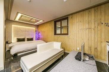 مُتل Ulsan Junggu Time