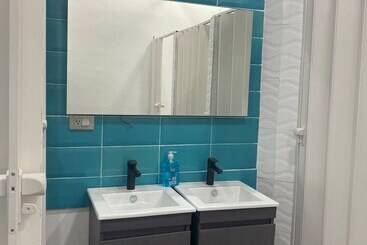 هاستل Hostal Caps San Diego