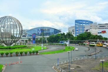 Shell Residences, Pasay Near Naia Moa Smx Picc