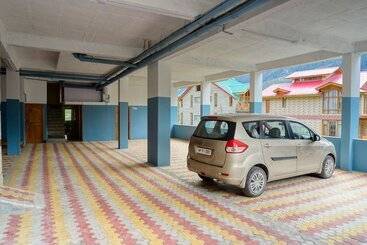 هتل Clarks Inn Suites Manali
