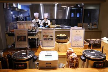 هتل Dormy Inn Premium Ginza