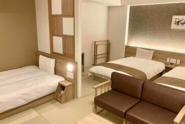 هتل Dormy Inn Premium Ginza