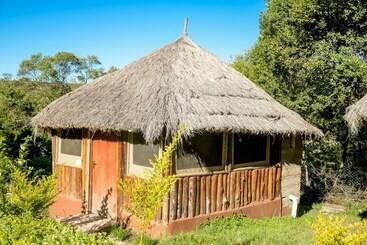 هتل Giraffe Hills Mara Camp