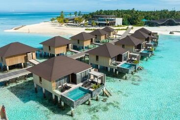 هتل Madifushi Private Island