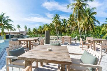 هتل Madifushi Private Island